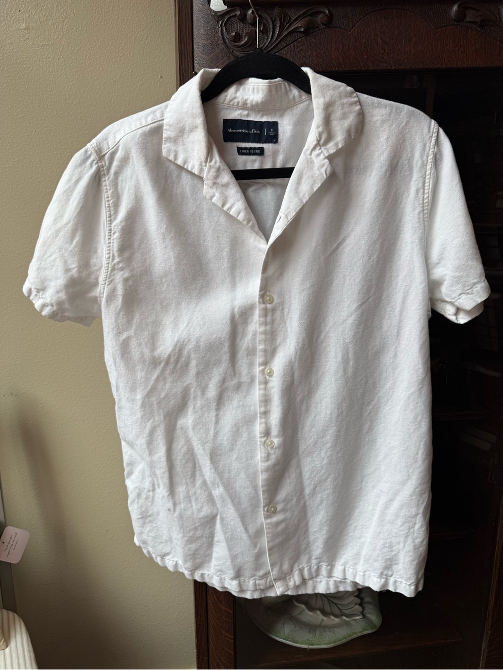 Abercrombie Men’s Linen Blend Button Down Shirt